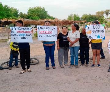 Habitantes de Tierra Blanca Tesia se manifiestan por desabasto de agua