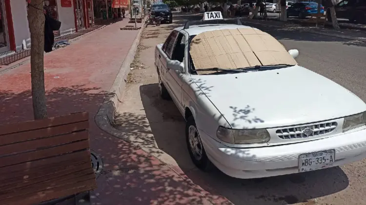 Bajan al 50% servicios de taxis por vacaciones en Navojoa (Foto:John Castellón/EXPRESO)