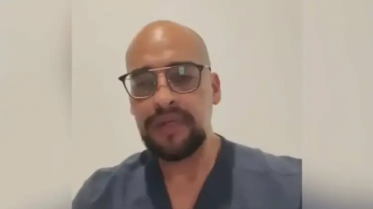Médico anestesiólogo Gustavo Darwin Aguirre Castro. (Foto: Captura de video)