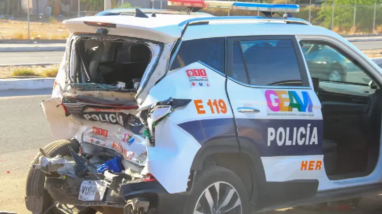 Responderá seguro a reparaciones de patrulla impactada (Foto:Cristian Ruíz/EXPRESO)