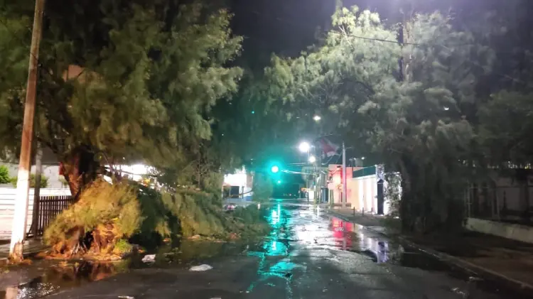 Policías capacitados en atenciones durante las lluvias (Foto:Cristian Ruíz/EXPRESO)
