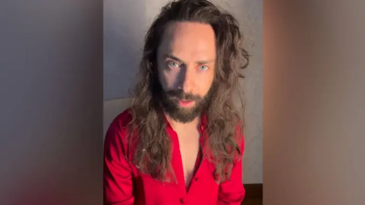 Jay de la Cueva dio el emotivo mensaje a través de su cuenta de Instagram. (Foto: captura de video)