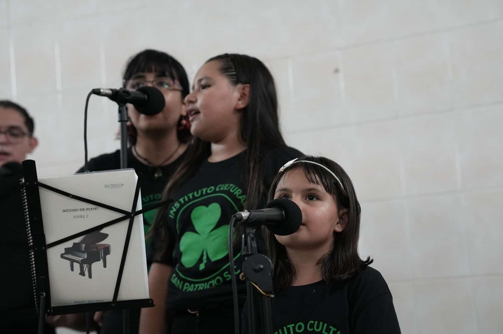 Demuestran alumnos su talento artístico