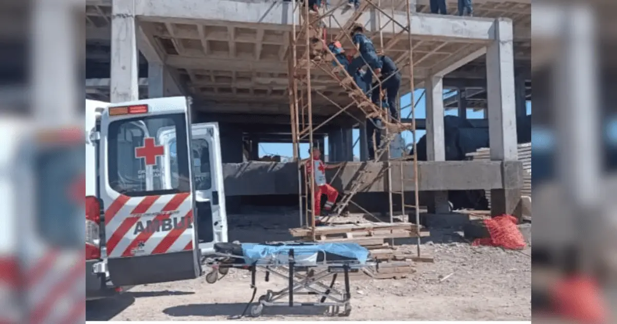 Trabajador cae de una altura de 10 metros en construcción de San Carlos