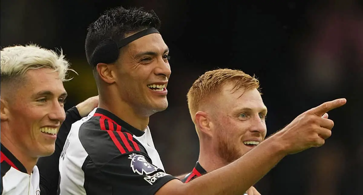 Raúl Jiménez anota con el Fulham en amistoso