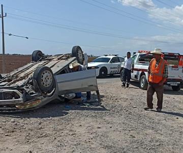 Conductor se queda dormido y vuelca en carretera Navojoa-Los Mochis