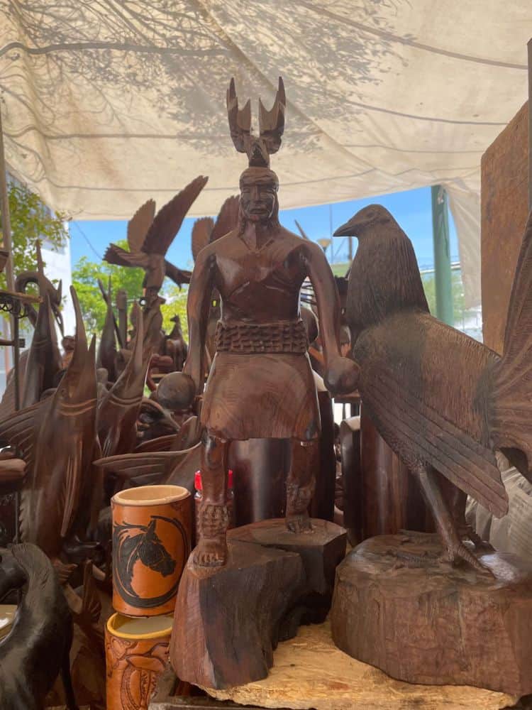Figuras de palo fierro, una tradición con más de 40 años en Hermosillo