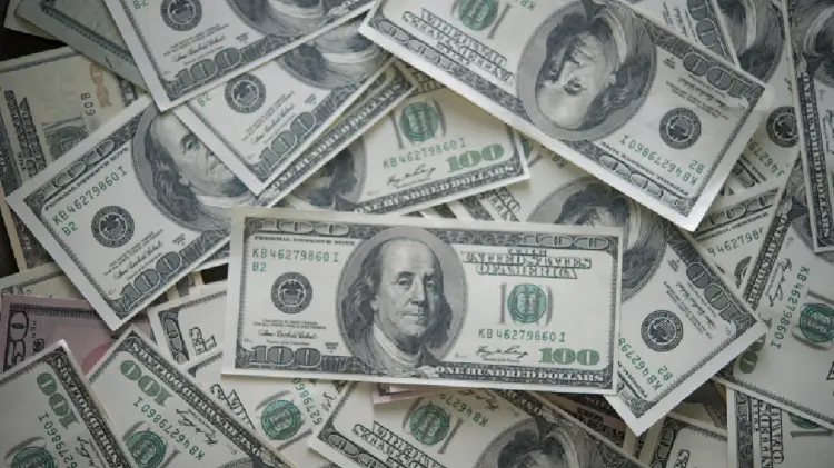 Superpeso se posiciona por debajo de las 17 unidades por dólar (Foto:Especial/EXRPRESO)
