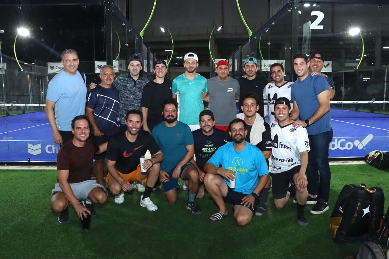 Extrema diversión en DUO Padel Park