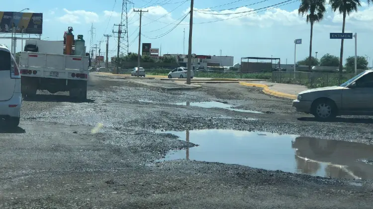 Piden cajemeneses atender pavimento de calle 300 (Foto:Ana Camargo/EXPRESO)