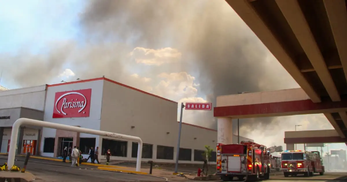 Comercio de telas incendiado tendrá que ser demolido: Matty Ortega