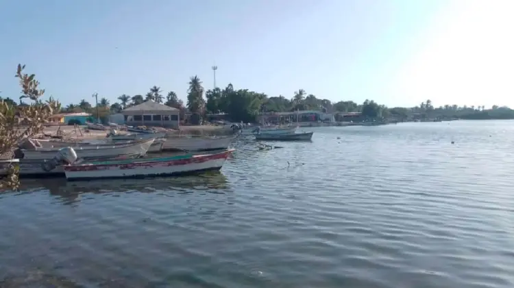 La Capitanía de Puerto de Yavaros informó que toman medidas preventivas. (Foto: Especial/EXPRESO)