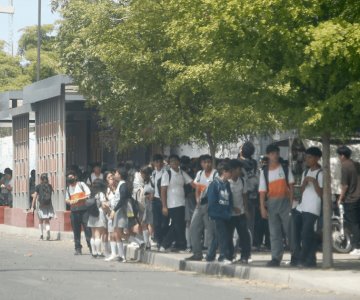 Pasajes gratuitos a estudiantes no se respeta fuera de Hermosillo, afirman