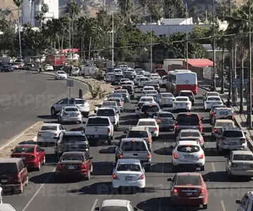 Detecta Tránsito conductores a exceso de velocidad, ebrios, y con celular