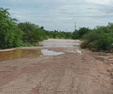 Crece arroyo en San José de Guaymas por lluvias