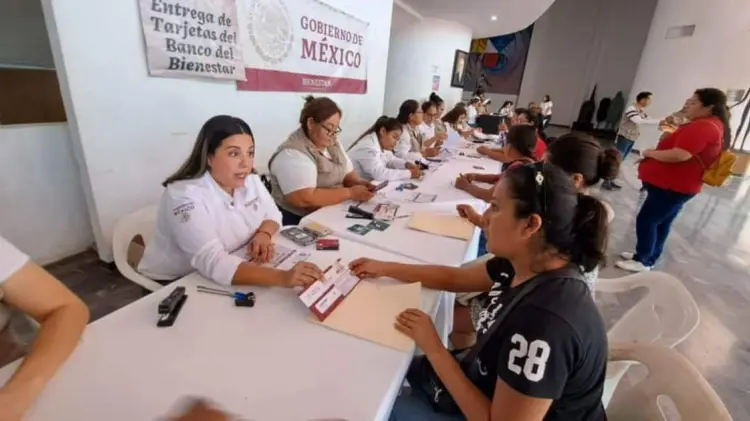 Beneficiarios de programas deben cambiarse al Banco del Bienestar (Foto:Especial/EXPRESO)