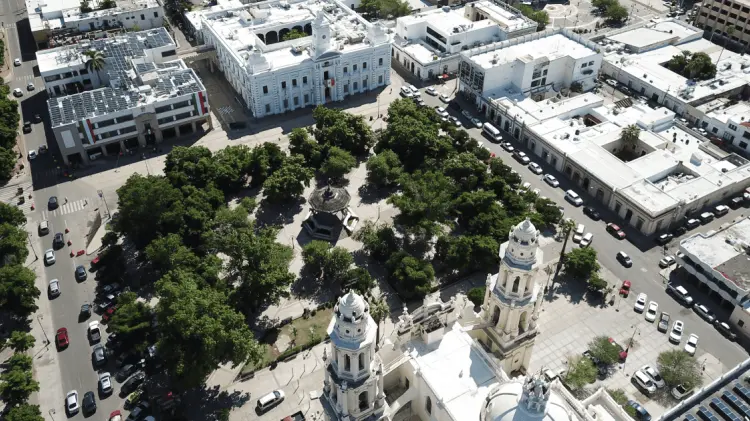 Los alrededores de la Plaza Zaragoza se mantendrán cerradas. (Foto: Jesús Ballesteros/EXPRESO)