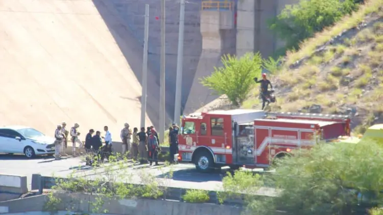 Recatan un hombre en las vías del tren (Foto:Tadeo Cruz/EXPRESO)