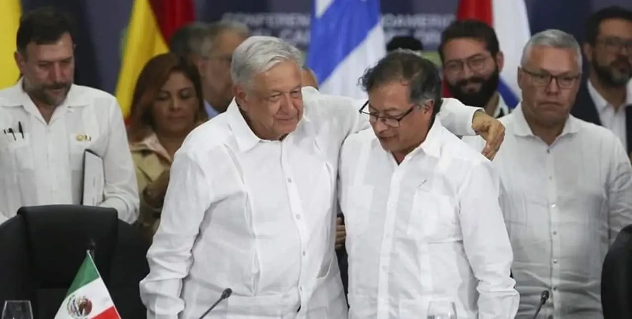 López Obrador y Gustavo Petro piden combatir drogas con amor y familia
