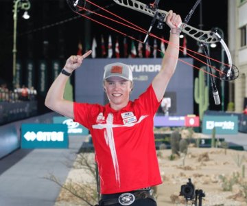 Mathias Fullerton es el nuevo campeón varonil de arco compuesto