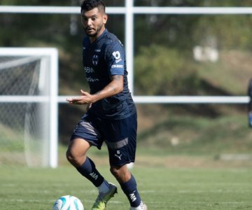 Tecatito Corona disputó su primer juego de regreso con Rayados