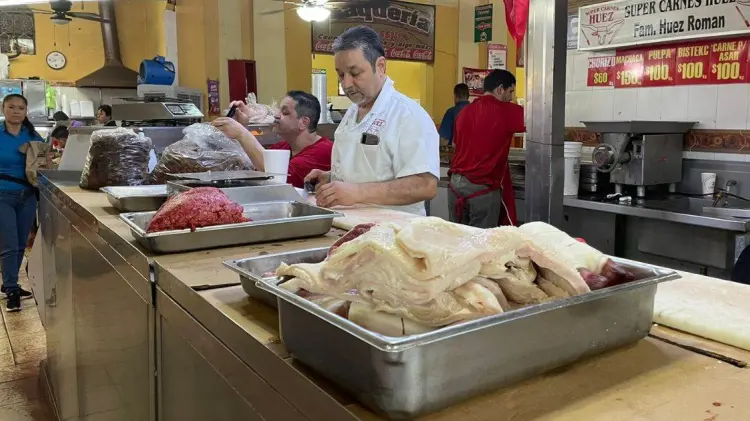 Las carnicerías del Mercado Municipal han notado un aumento significativo. (Foto: Especial/EXPRESO)