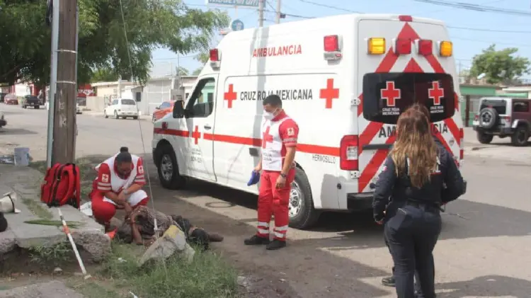 Cruz Roja atendió a un hombre con dolor de pierna (Foto:Jorge Flores/EXPRESO)