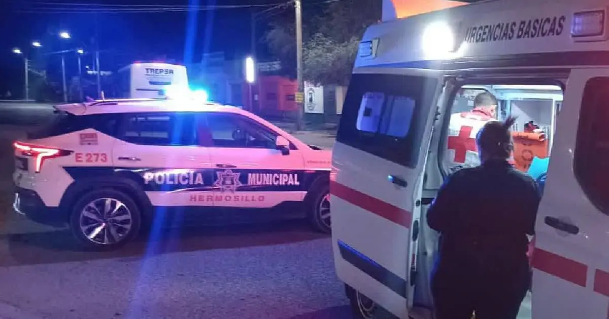 Policías auxilian a menor con problemas respiratorios en Pueblo del Sol