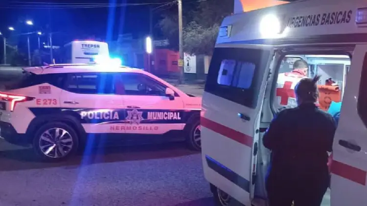 Policías auxilian a menor con problemas respiratorios en Pueblo del Sol