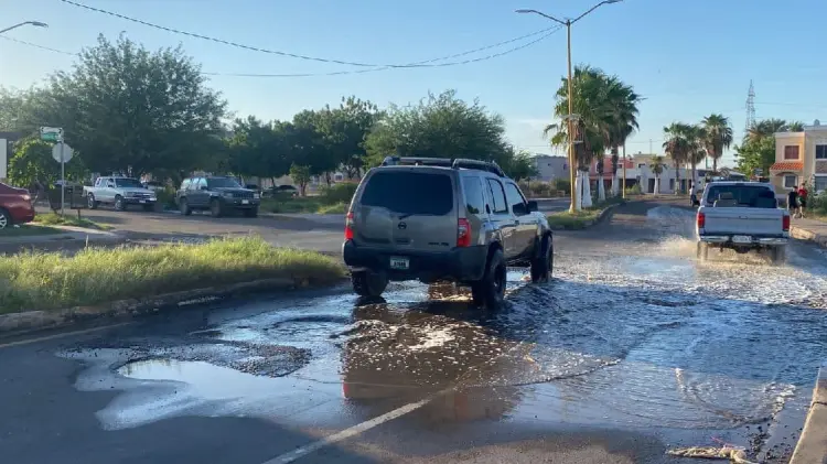 Bulevar recién rehabilitado presenta gran cantidad de baches en Cajeme