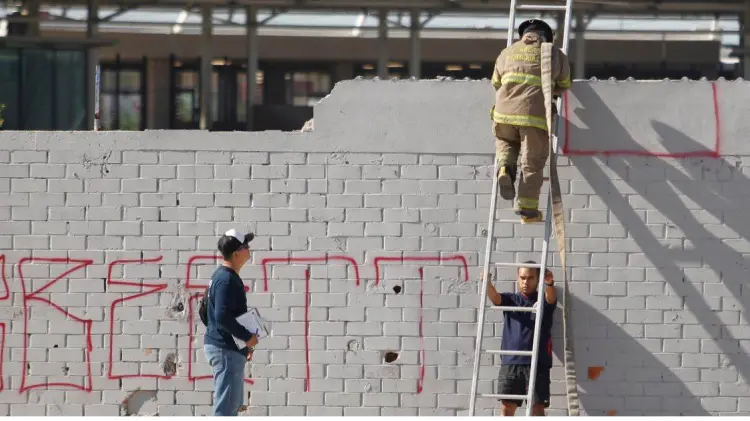 Aspirantes a bombero hacen prueba para entrar al Departamento (Foto:Jesús Ballesteros/EXPRESO)