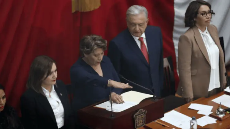 Es la primera mujer en gobernar el Estado de México. (Foto: El Universal/EXPRESO)
