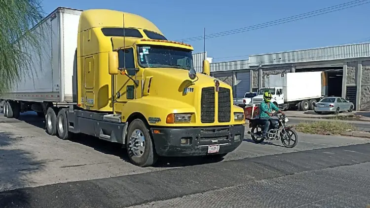 Colocan reductores en el Crucero de la Muerte en Navojoa (Foto:John Castellón/EXPRESO)