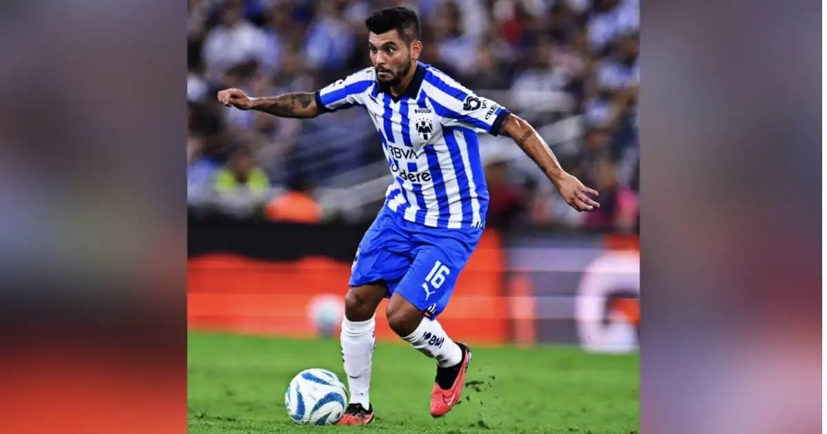 Tecatito Corona debuta con triunfo y asistencia en Rayados