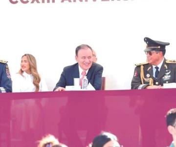 Encabeza Gobernador desfile Cívico Militar en Hermosillo