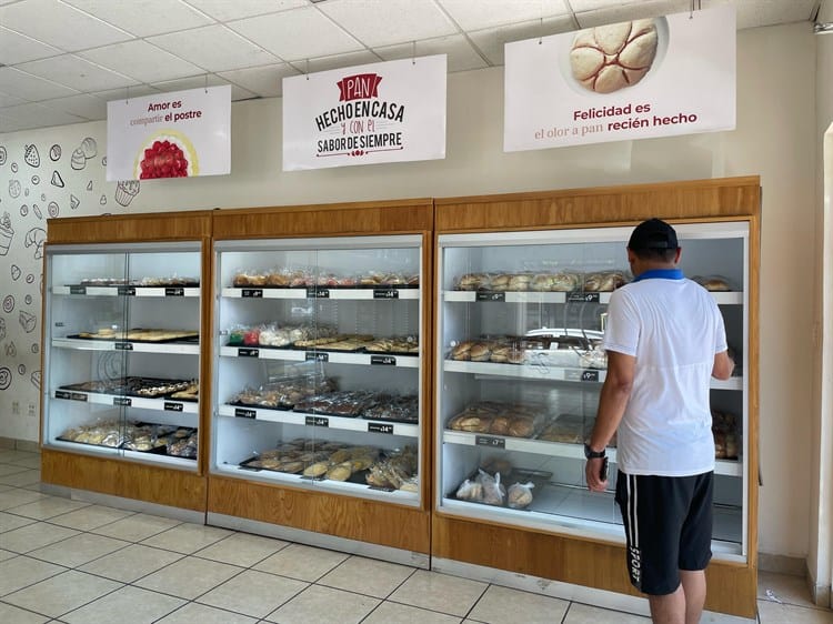 Comercios del Centro se preparan para ventas por el Día de Muertos