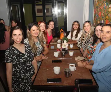 Comparten un rato especial en El Café 57