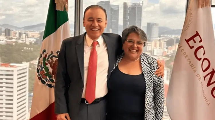 Alfonso Durazo y la secretaria de Economía, Raquel Buenrostro. (Foto: Especial/EXPRESO)