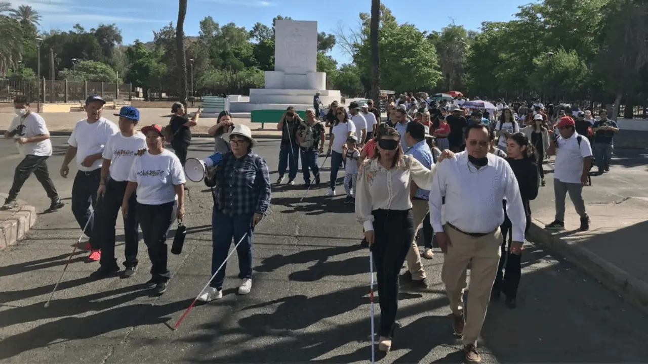 Viven en Hermosillo más de 14 mil personas con discapacidad visual