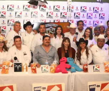 Anuncian cartelera del baile de aniversario de La Kaliente