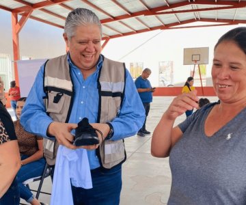 Estos días entregarán uniformes escolares gratuitos en Hermosillo y Cajeme