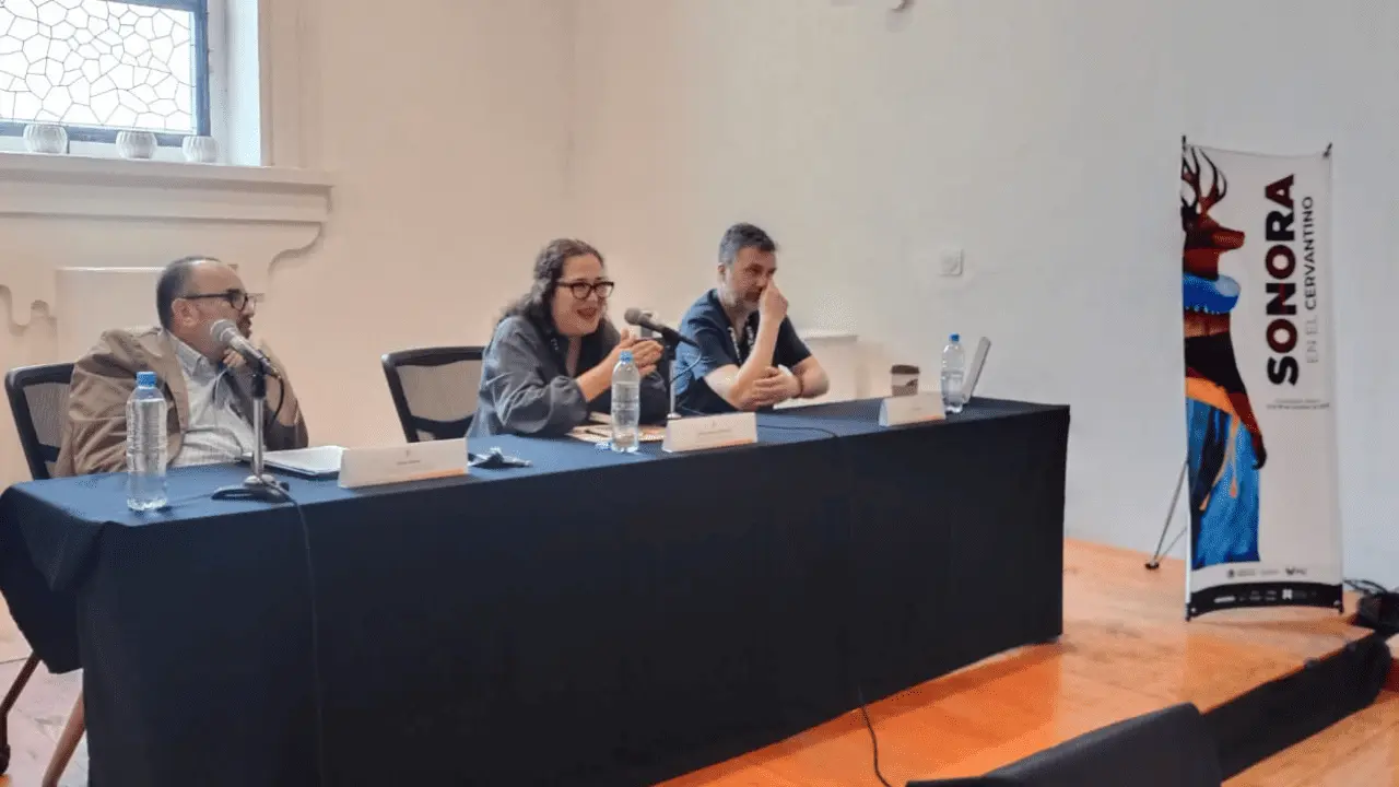 Enaltecen literatura sonorense con Conversatorio en el Festival Cervantino