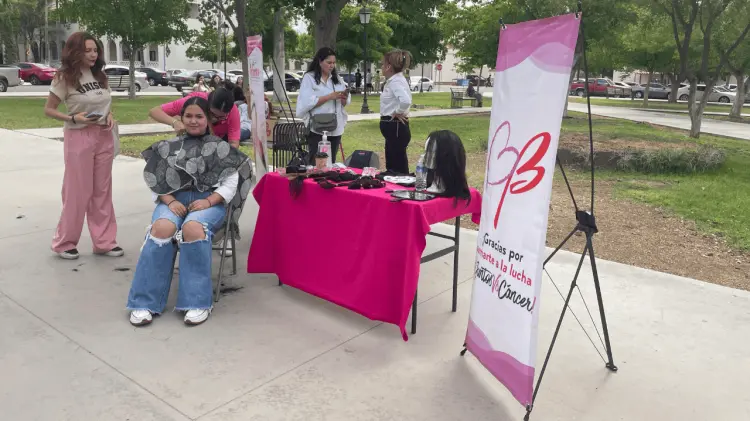 Participaron tanto a hombres como mujeres en la causa. (Foto: Sandra Solís / EXPRESO)