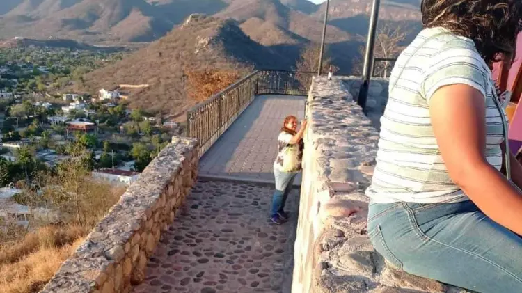 Vandalismo en Mirador de Álamos (Foto: Cortesía/EXPRESO)