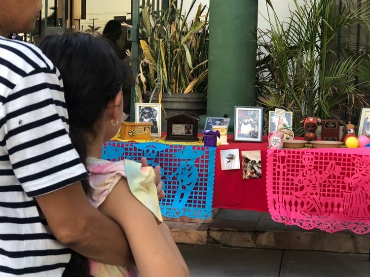 Era todo para mí; Ana recuerda a Nala el día de muertos de mascotas