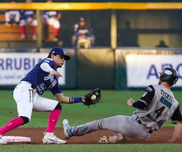 Yaquis se quedan con la Serie Rosa al blanquear a Naranjeros