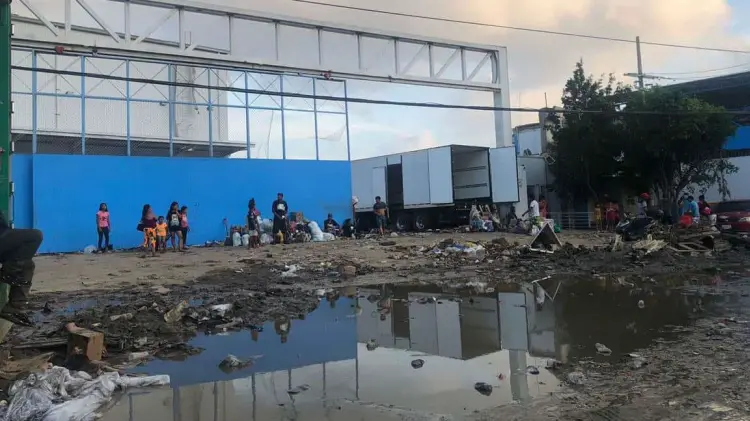 Súper Mercado de mayoreo de zona Coloso,  Piedra Roja. (Polet Ruano / EXPRESO)