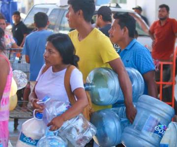 Marina monta un oasis en el Puerto Marqués para ayudar a damnificados