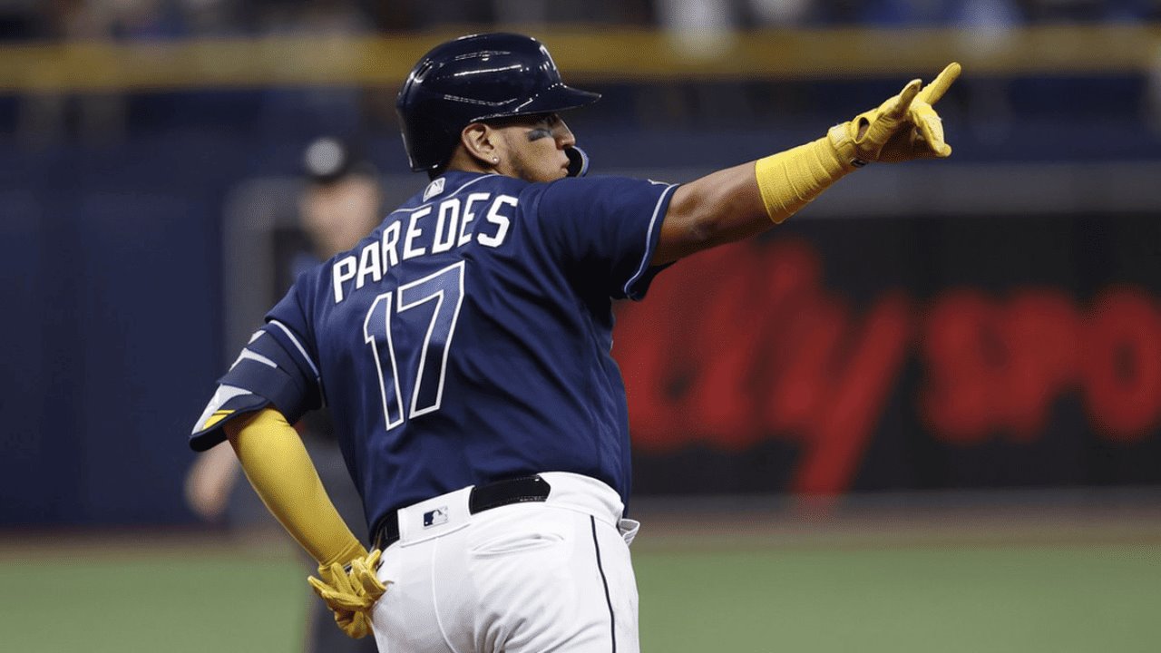 Isaac Paredes en el Top 10 de los mejores tercera base en Grandes Ligas