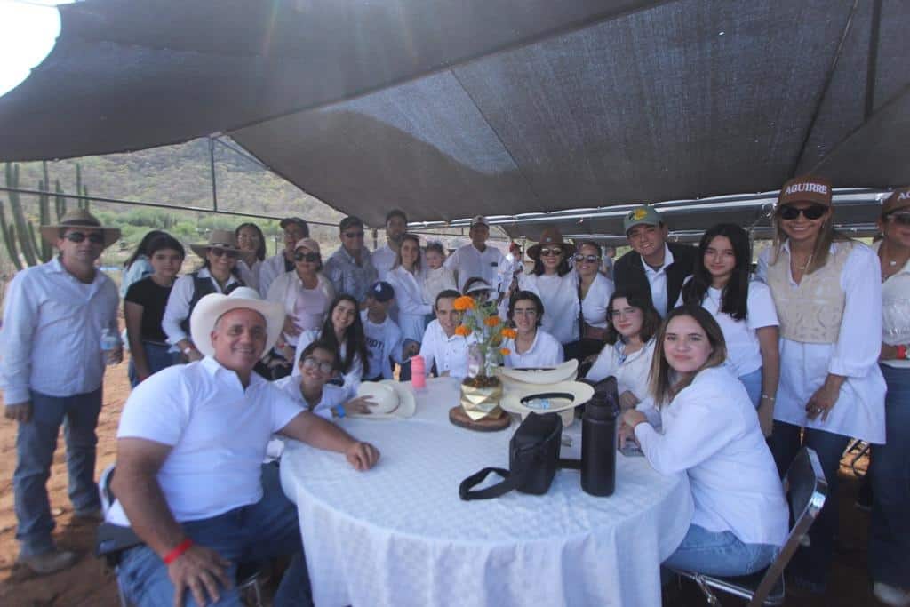 Un estrecho lazo los une: Celebra Clan Aguirre su onceava reunión familiar